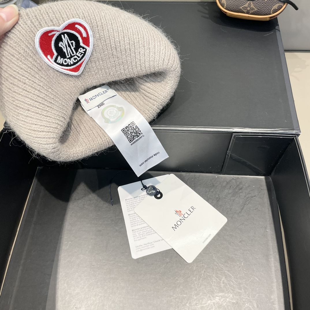 Moncler Caps